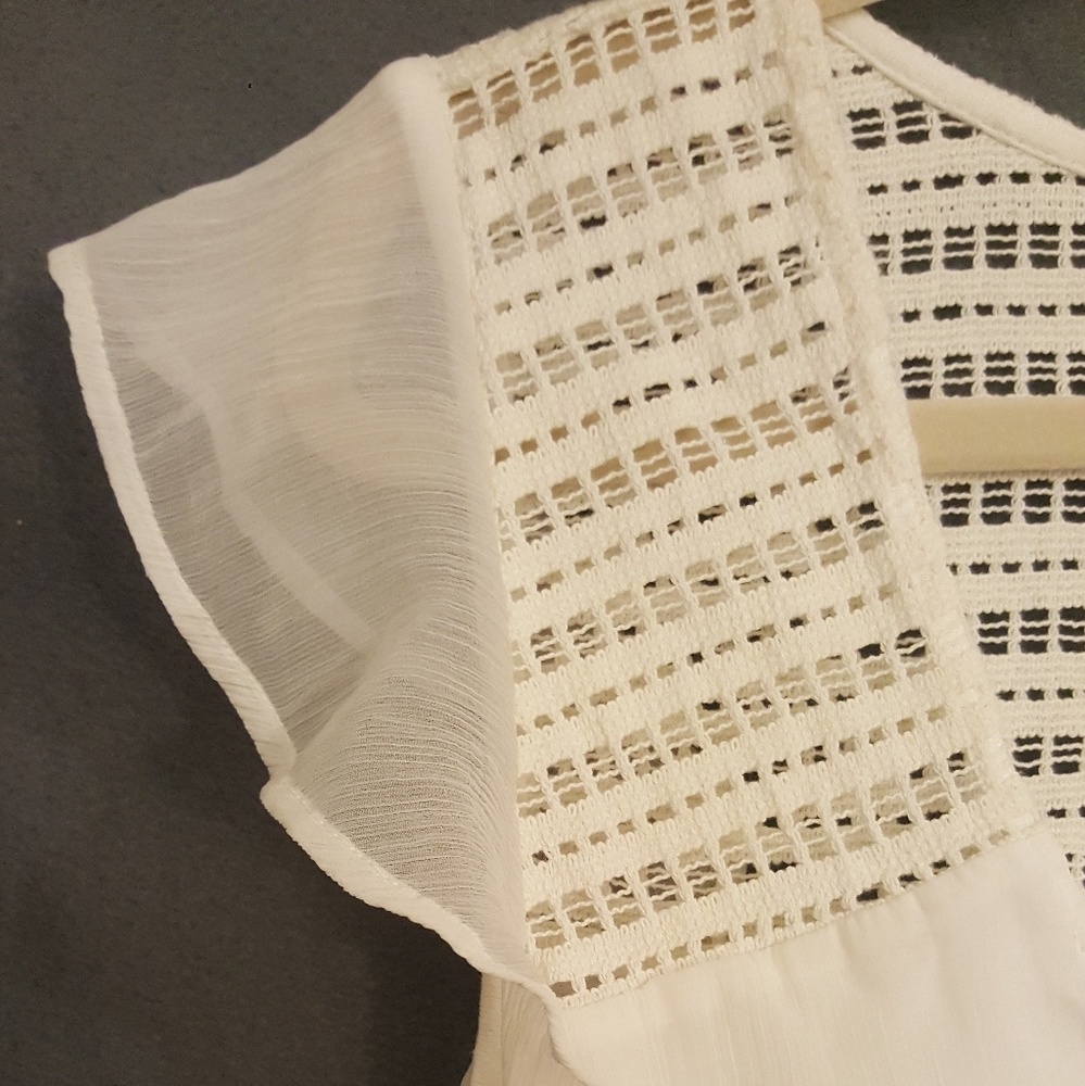 Jessica Simpson Mixed Material shirt